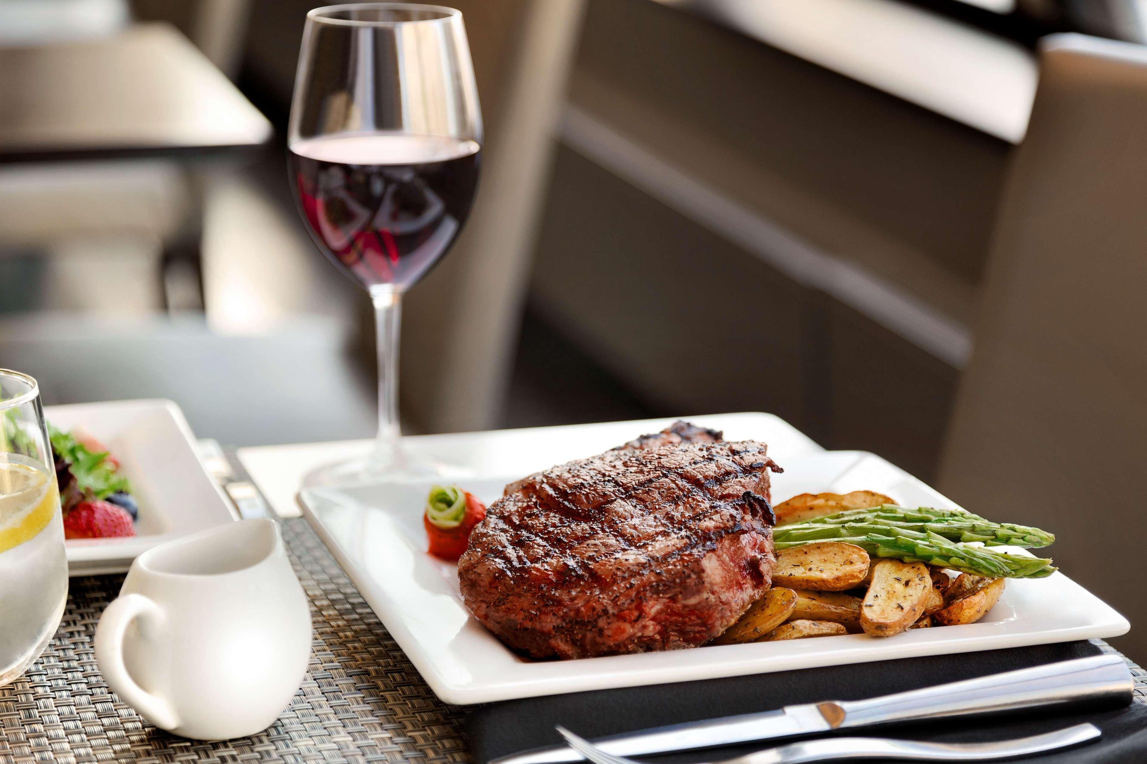 Radisson Blu Fargo 호텔 외부 사진
